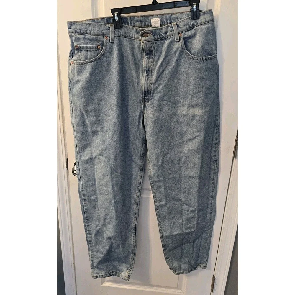 Vintage 90s made in USA Levi's 560 loose fit tapered leg Jeans 42w 32L Blue